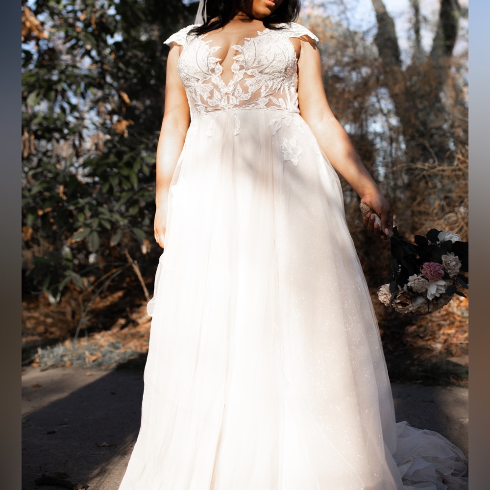 Galina Signature Wedding Dress